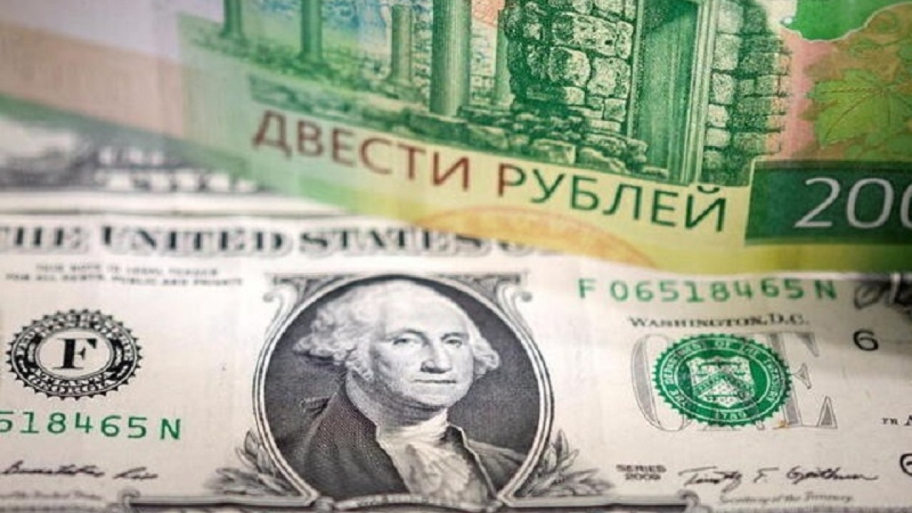 Foto - Rusya’da döviz zorunluluğu kaldırıldı