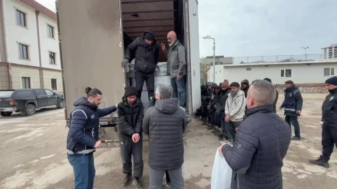 Foto - Rusya'dan Türkiye'ye geldi! İçinden çıkana kimse inanamadı