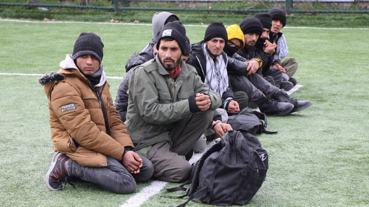 Foto - Rusya'dan Türkiye'ye geldi! İçinden çıkana kimse inanamadı