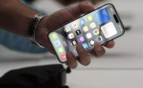 Foto - Rusya'daki iPhone 15 fiyatları görenleri maalesef üzdü!