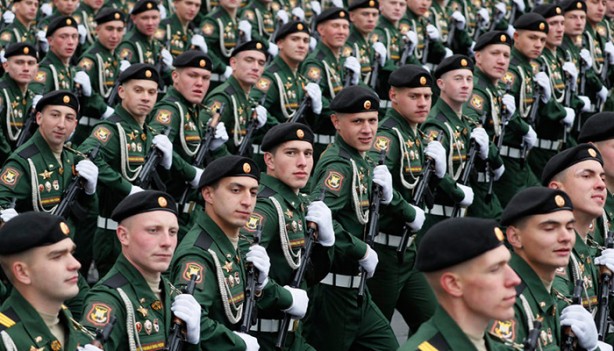 Rusya’dan gövde gösterisi