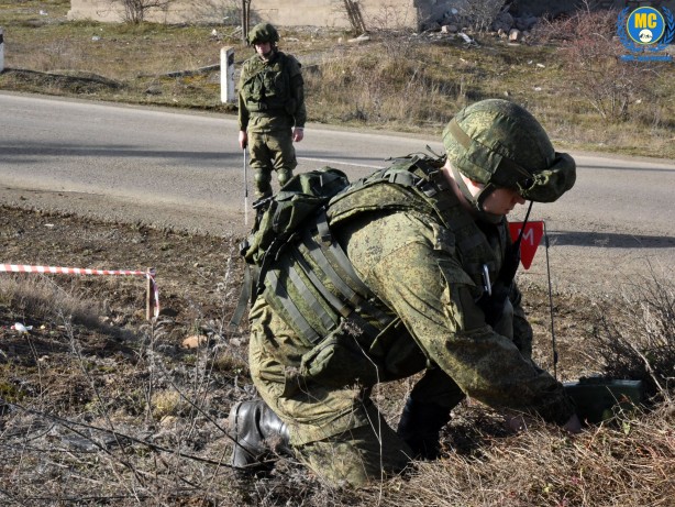 Foto - Rusya'dan sinsi adım! Gizlice Dağlık Karabağ'a getirdiler