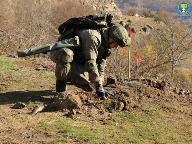 Foto - Rusya'dan sinsi adım! Gizlice Dağlık Karabağ'a getirdiler