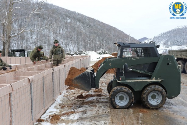 Foto - Rusya'dan sinsi adım! Gizlice Dağlık Karabağ'a getirdiler