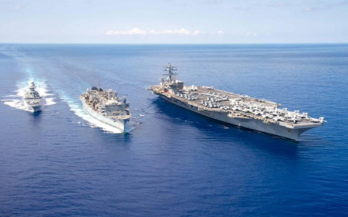 Foto - Rusya'dan Türkiye'ye ABD Uçak Gemisi uyarısı: Türk İHA'larını...