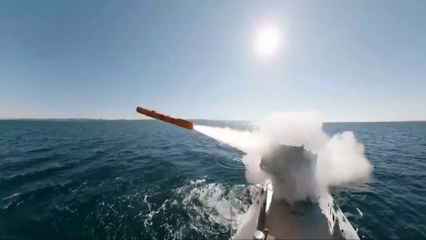 Foto - Rusya'nın en korktuğu silah! Türkiye KUZGUN'u MARLİN'den ateşledi