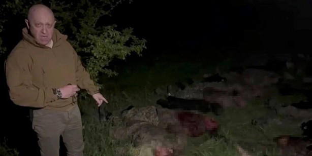 Foto - Rusya'nın paralı asker grubu Wagner duyurdu: Ukrayna'nın kritik kentinden çekilecek, cehennemde yanacaksınız