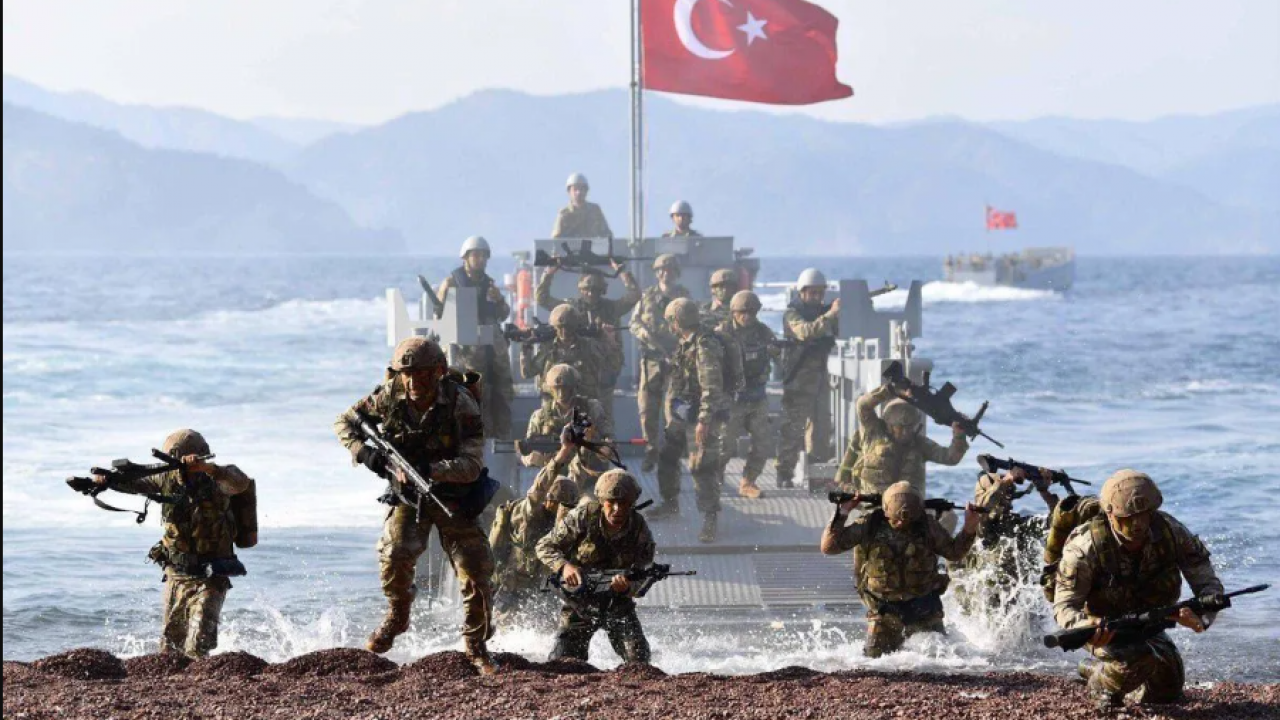 Rusya'ya karşı Türkiye'den acil yardım istediler: Moskova'yı durdursa durdursa bir tek siz durdurursunuz