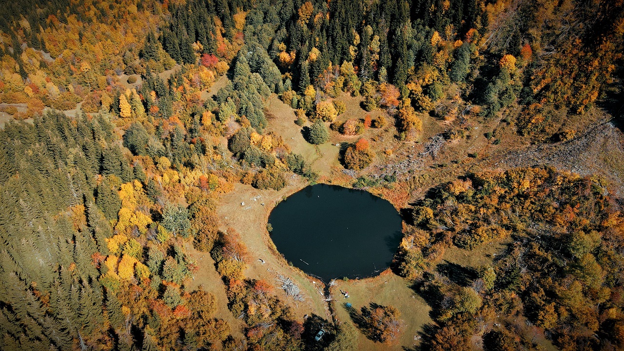 Foto - Rutav Gölü'nde büyüleyici atmosfer
