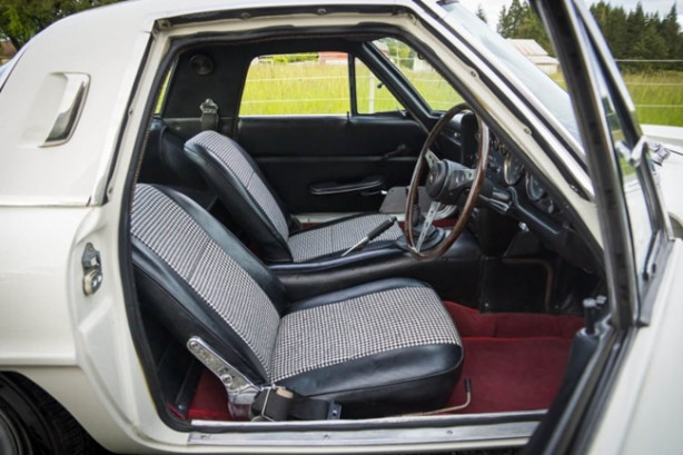 Foto - RX-8'in atasına istenen fiyat dudak uçuklatıyor