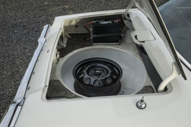 Foto - RX-8'in atasına istenen fiyat dudak uçuklatıyor