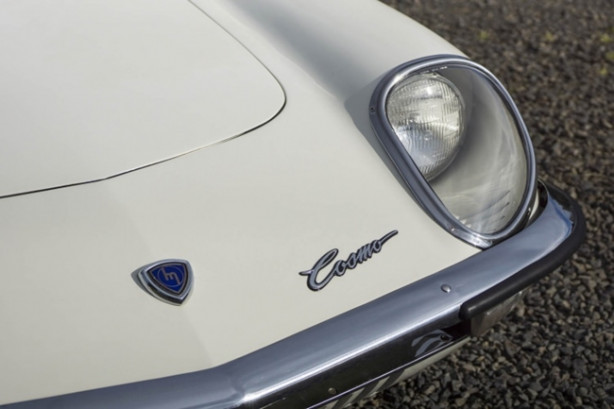 Foto - RX-8'in atasına istenen fiyat dudak uçuklatıyor