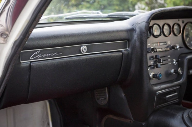 Foto - RX-8'in atasına istenen fiyat dudak uçuklatıyor