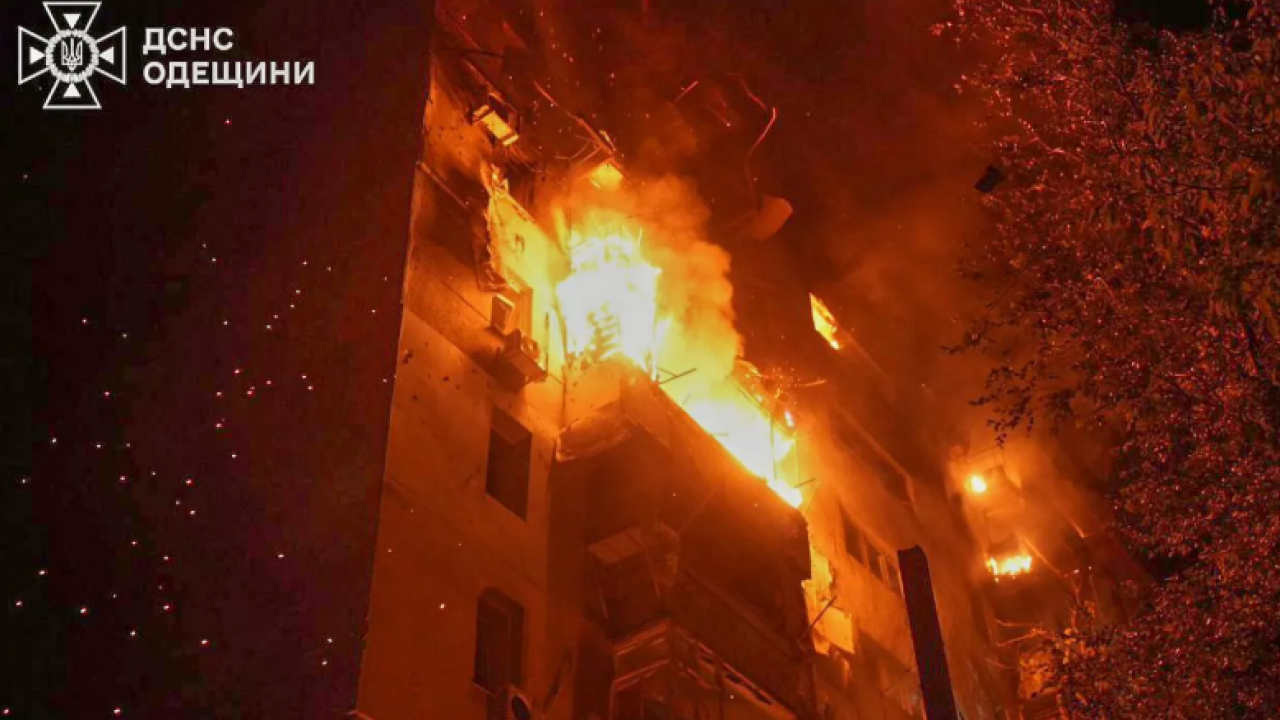 Foto - S-400'ler başarısız oldu: Petrol tesisi vuruldu