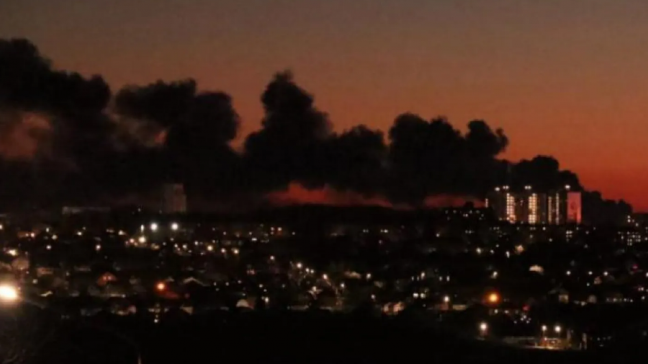 Foto - S-400'ler faydasız kaldı! Petrol tesisi vuruldu