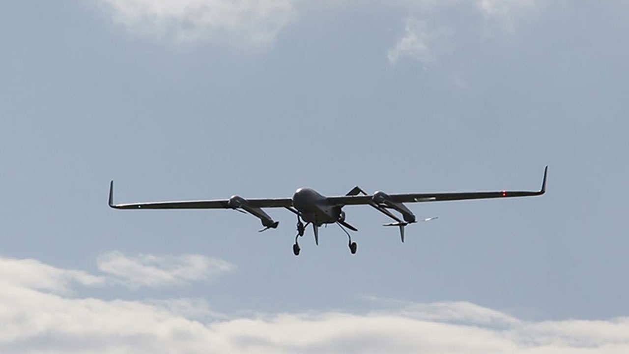 Foto - S-400'ler İHA'ları bayılttı! Ülke sınırlarına girerken vuruldular