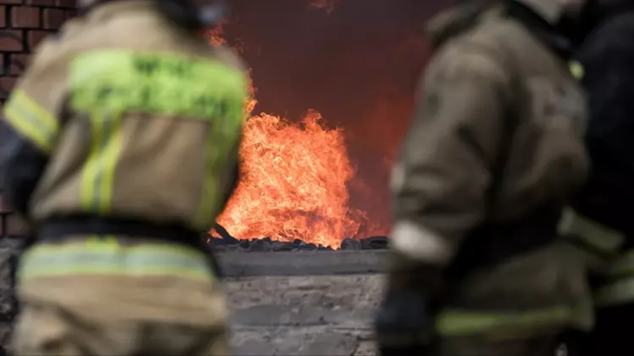 Foto - S-400'ler yakalayamadı! Benzin fışkıran petrol tesisi İHA'larla vuruldu