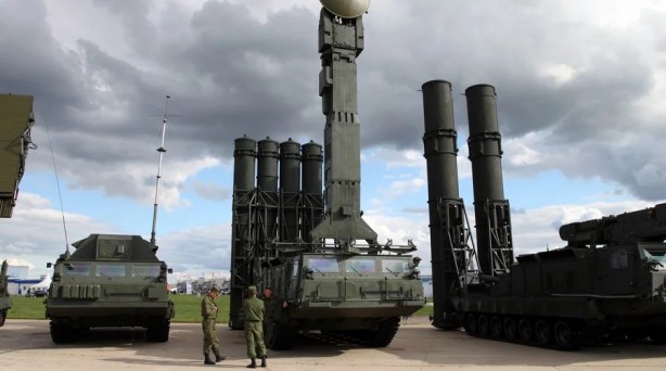 Foto - S-400'lerden vazgeçildi! Hava savunma sistemleri o ülkeye gönderiliyor