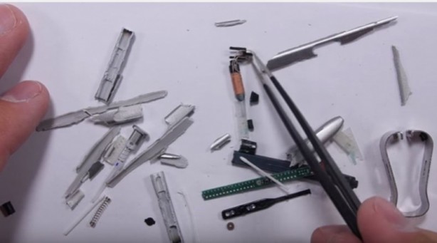 Foto - S Pen'in içinde ne var?