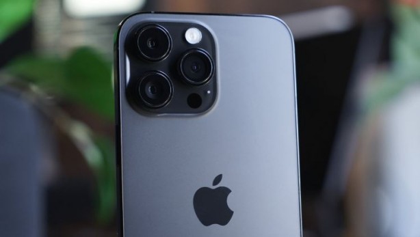 Foto - S23 Ultra mı yoksa iPhone 14 Pro Max mi? Hangisi daha sağlam?