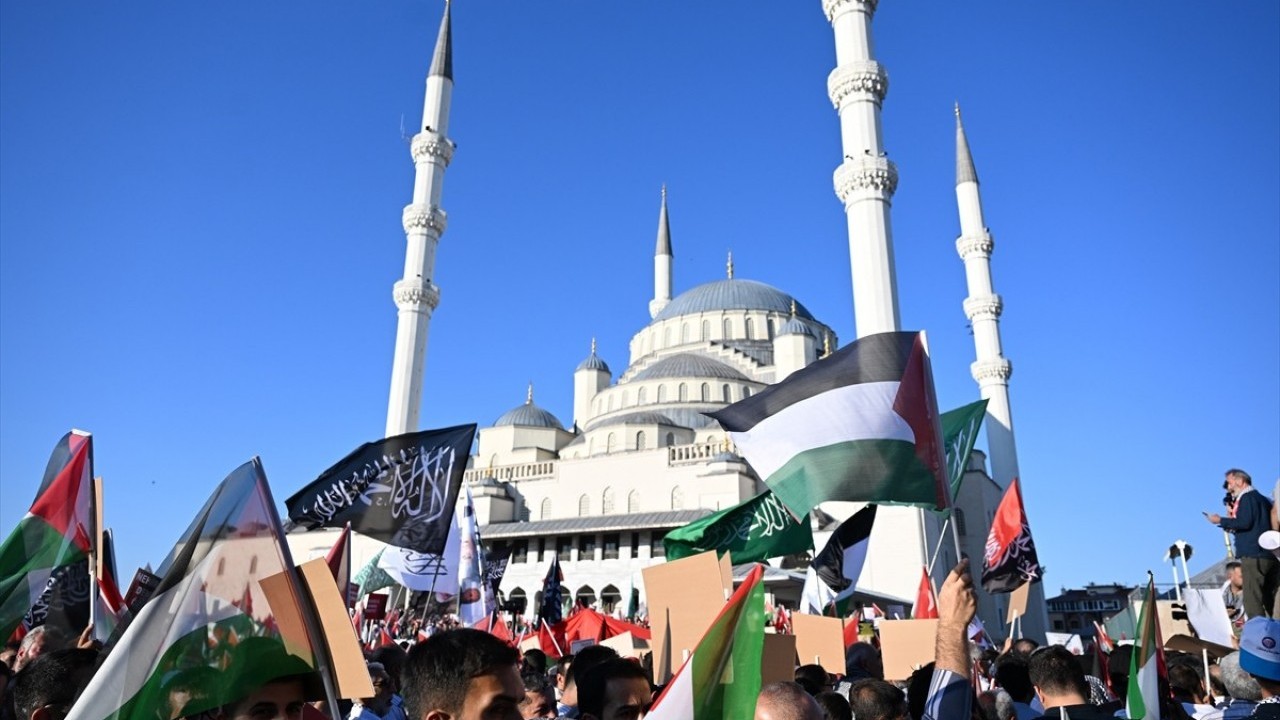 Foto - Saadet Partisi'nin ortağı CHP gazetesinden kin kusan başlık! Tepki yağıyor