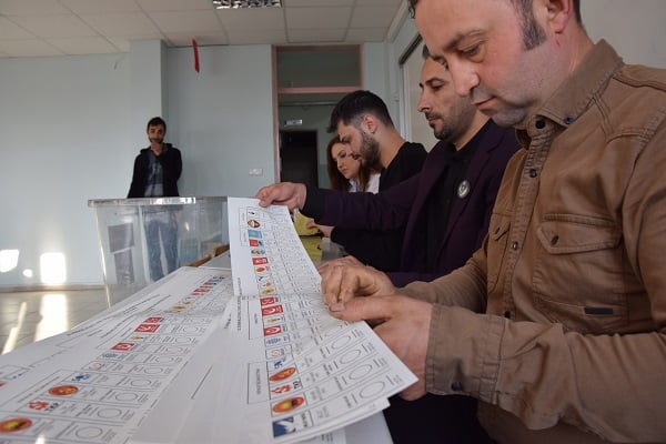 Foto - Saat 17.00’de sona erecek! Türkiye’den seçim manzaraları
