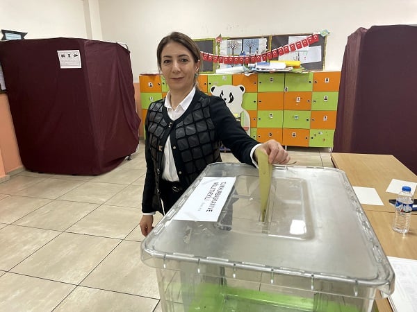 Foto - Saat 17.00’de sona erecek! Türkiye’den seçim manzaraları
