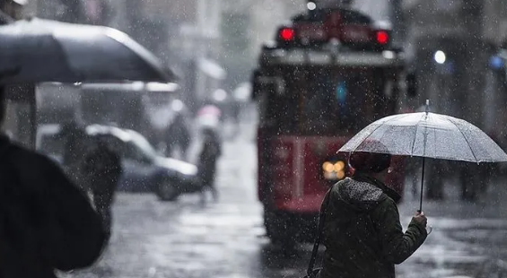 Foto - Saat verildi! İstanbul'u sağanak yeniden vuracak! Hafta sonu planınız varsa iptal edin