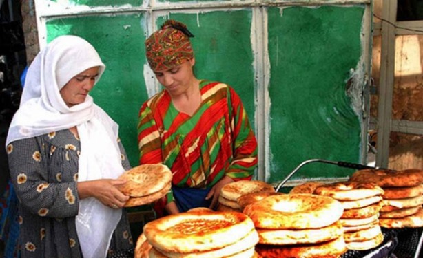 Foto - Saatler o ülkeden skandal çağrı: Orucu erteleyin