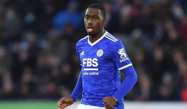 Saatler sonra bombayı patlatacak: Fenerbahçe O oyuncu için pusuya yattı! Yakın takip başlatıldı!