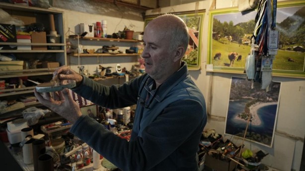 Foto - Saatlerce bekledi, Gezeravcı’nın dolunay önünden geçişini fotoğrafladı