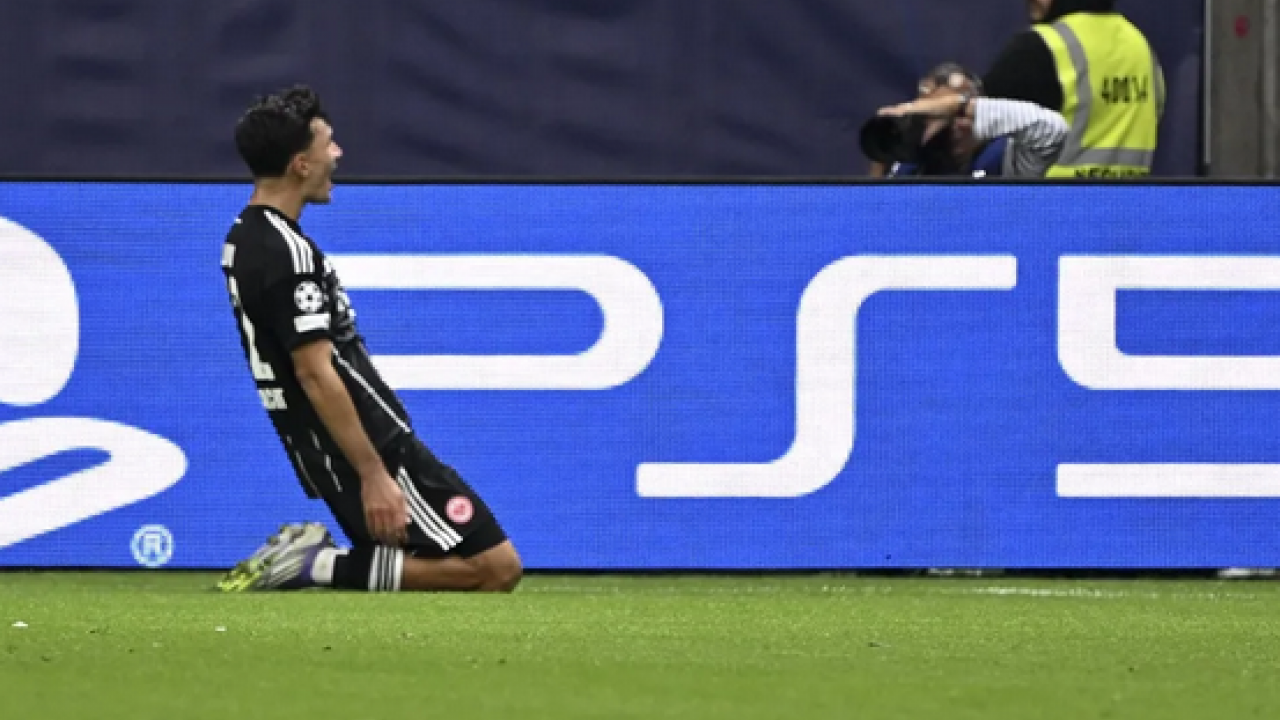 Foto - Saatlerce twit attılar: O sevinci damga vurdu: Peş peşe açıklamalar yayınladılar ama nafile…