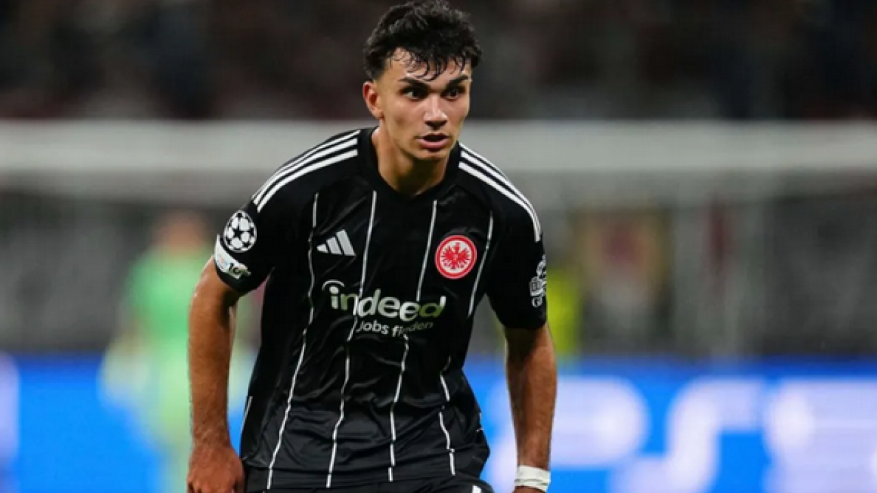 Foto - Saatlerce twit attılar: O sevinci damga vurdu: Peş peşe açıklamalar yayınladılar ama nafile…