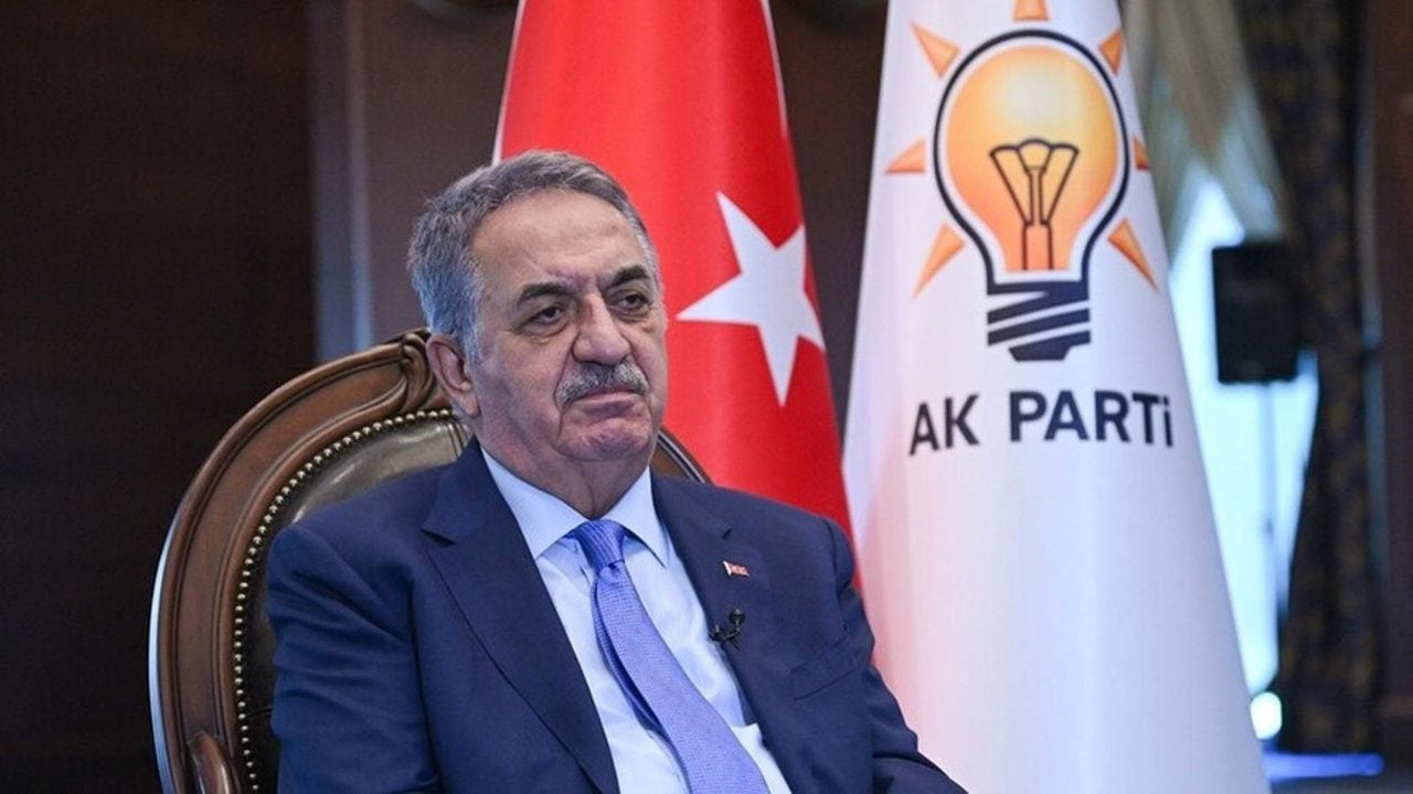 Foto - Sabah gazetesi yazarı, Fatma Betül Sayan Kaya ve Hayati Yazıcı’yı yerden yere vurdu: Ailecek ağlıyoruz diyeceğinize cevap verin