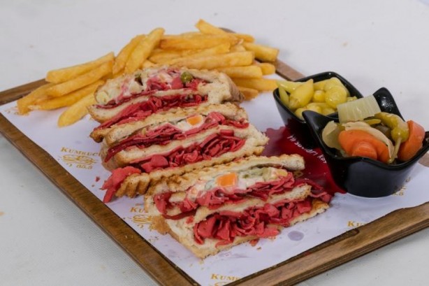 Foto - Sabah kahvaltısında tost yiyenler dikkat! Nasıl bize geri döner?