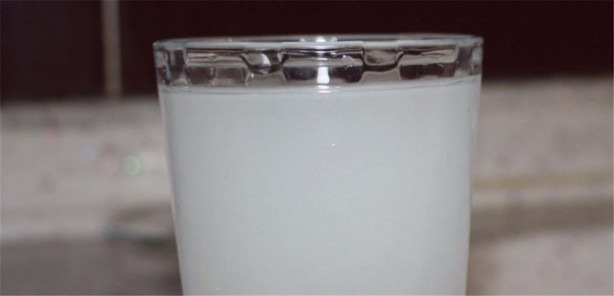 Foto - Sabah kalktığınızda bir bardak suya tükürün ve...