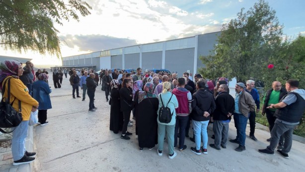 Foto - Sabah mesaiye gittiler sonrası fıkra gibi! 250 işçi neye uğradığını şaşırdı