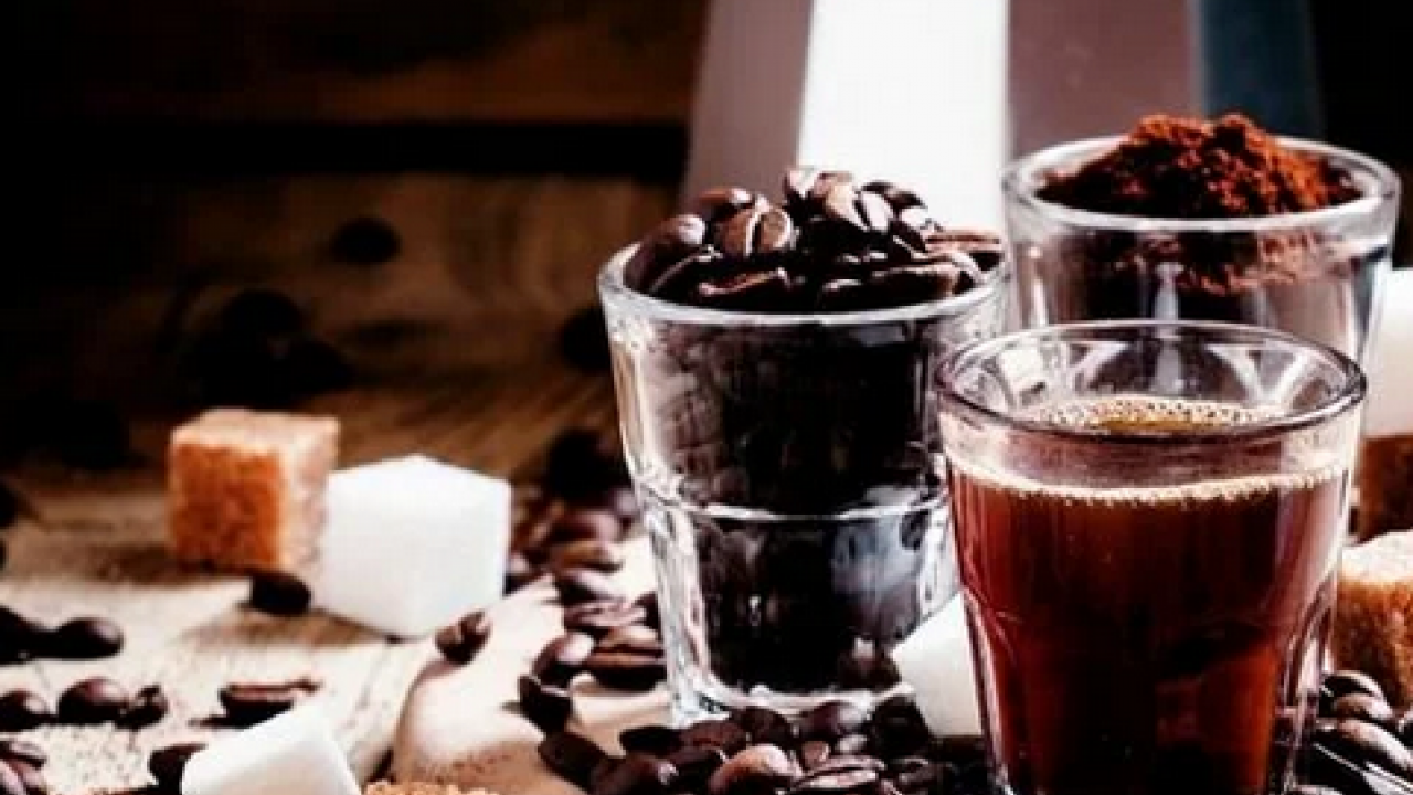 Foto - Sabah saatlerinde içilen kahve mutlu ediyor! Her gün tüketin iyi geliyor