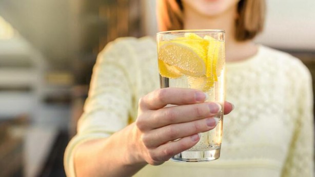 Foto - Sabah uyanır uyanmaz bunu yaparsanız bakın ne oluyor!