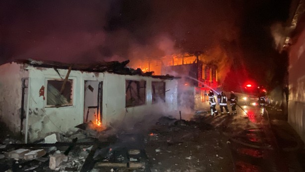 Foto - Sabaha karşı yangın paniği