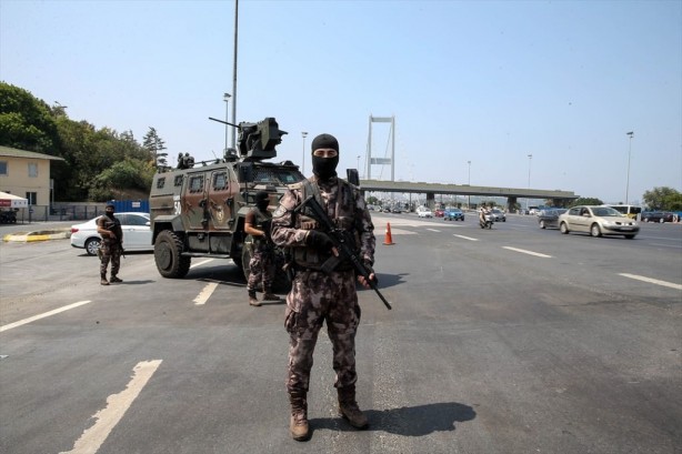 Foto - 'Sabahın ilk ışıklarına kadar çarpıştık'