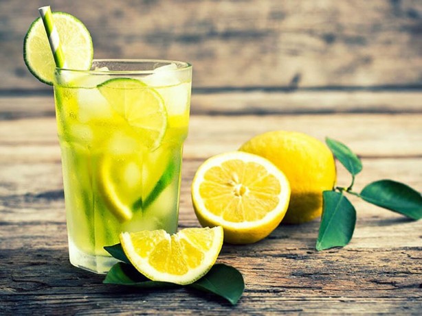 Foto - Sabahları limonlu su içmenin 5 mükemmel faydası