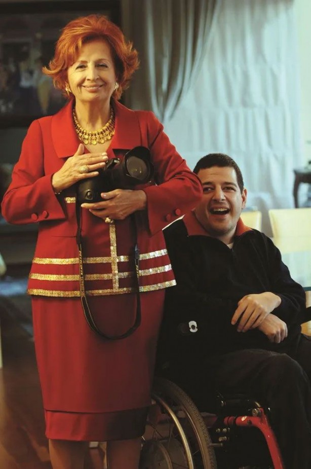 Foto - Sabancı ailesinin evinde büyük skandal! Tüm Türkiye şaşkın