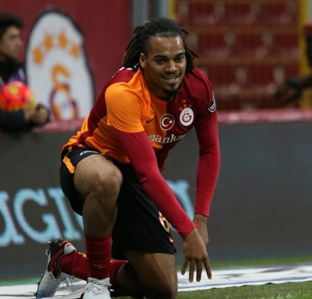 Foto - Sabri artık sağ bekte değil!