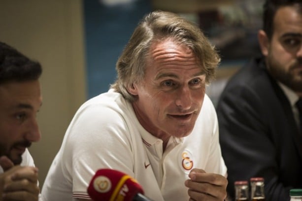 Foto - Sabri artık sağ bekte değil!