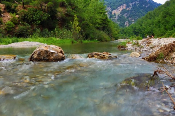 Foto - Sabun Çayı Şelalesi serinliğin adresi oldu
