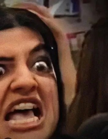 Foto - Saç baş birbirine girdiler! Kozmetik mağazasındaki kavgalar boks müsabakalarını aratmadı