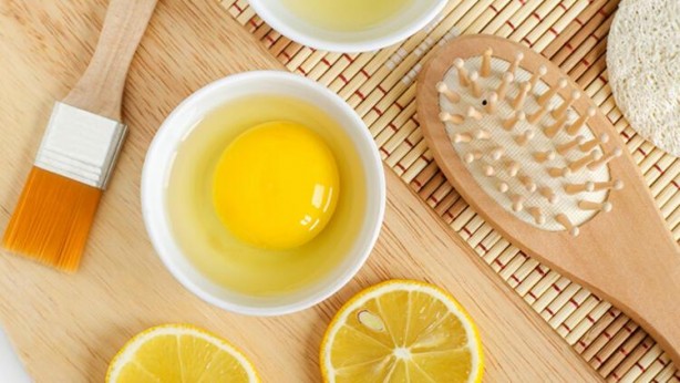 Foto - Saç çıkmadık yer bırakmıyor! İşte saçların uzamasını ve gürleştirmesini sağlayan doğal teknikler