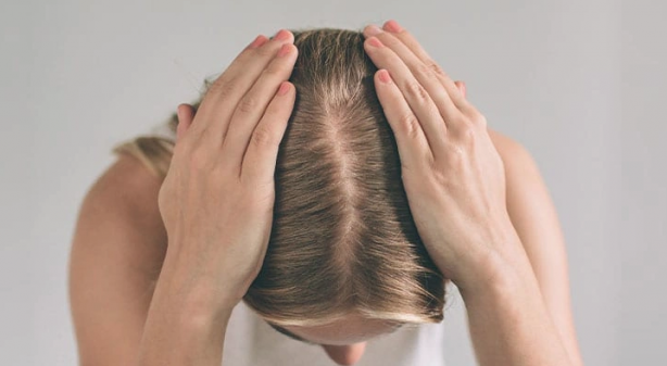 Foto - Saç dökülmesine yüzde yüz son: Saç her yerden fışkıracak! Birçok yağı bu sebeple satın alıyorlar!