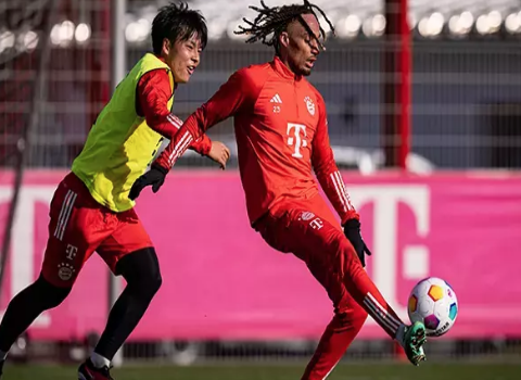 Foto - Sacha Boey, Bayern Münih'te ortalığı karıştırdı! Taraftarlar çılgına döndü: Hemen gönderin